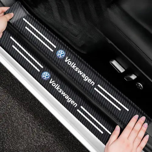 [PAGUE 1 LEVE 4] Protetor Soleira Personalizado Universal Para Carro CarbonSill™ + Brinde Grátis